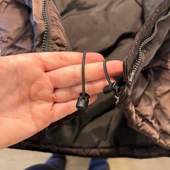 The North Face Chocolate Brown Women's Puffer Jacket - Picture 6 of 14